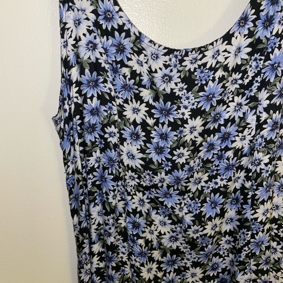 American Eagle floral dress - Picture 3 of 7